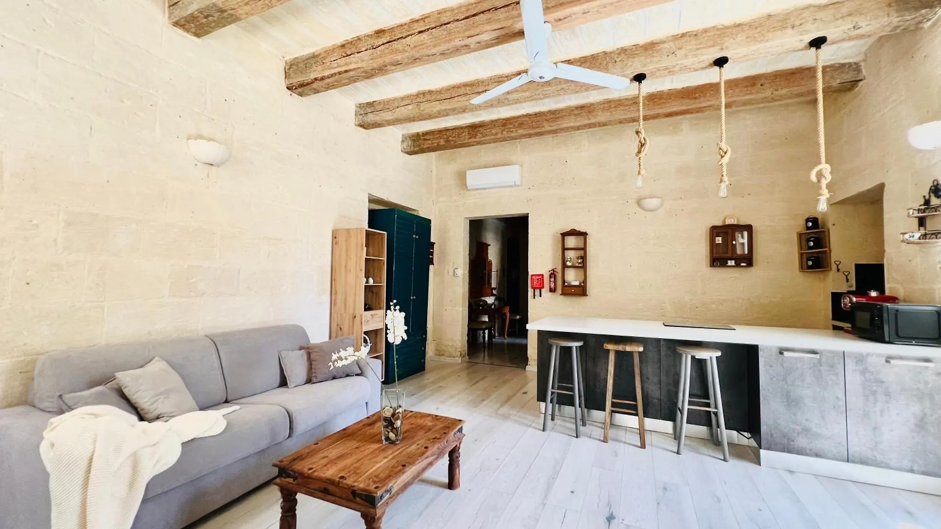 Coffee Loft - Grand Master Palace Валетта